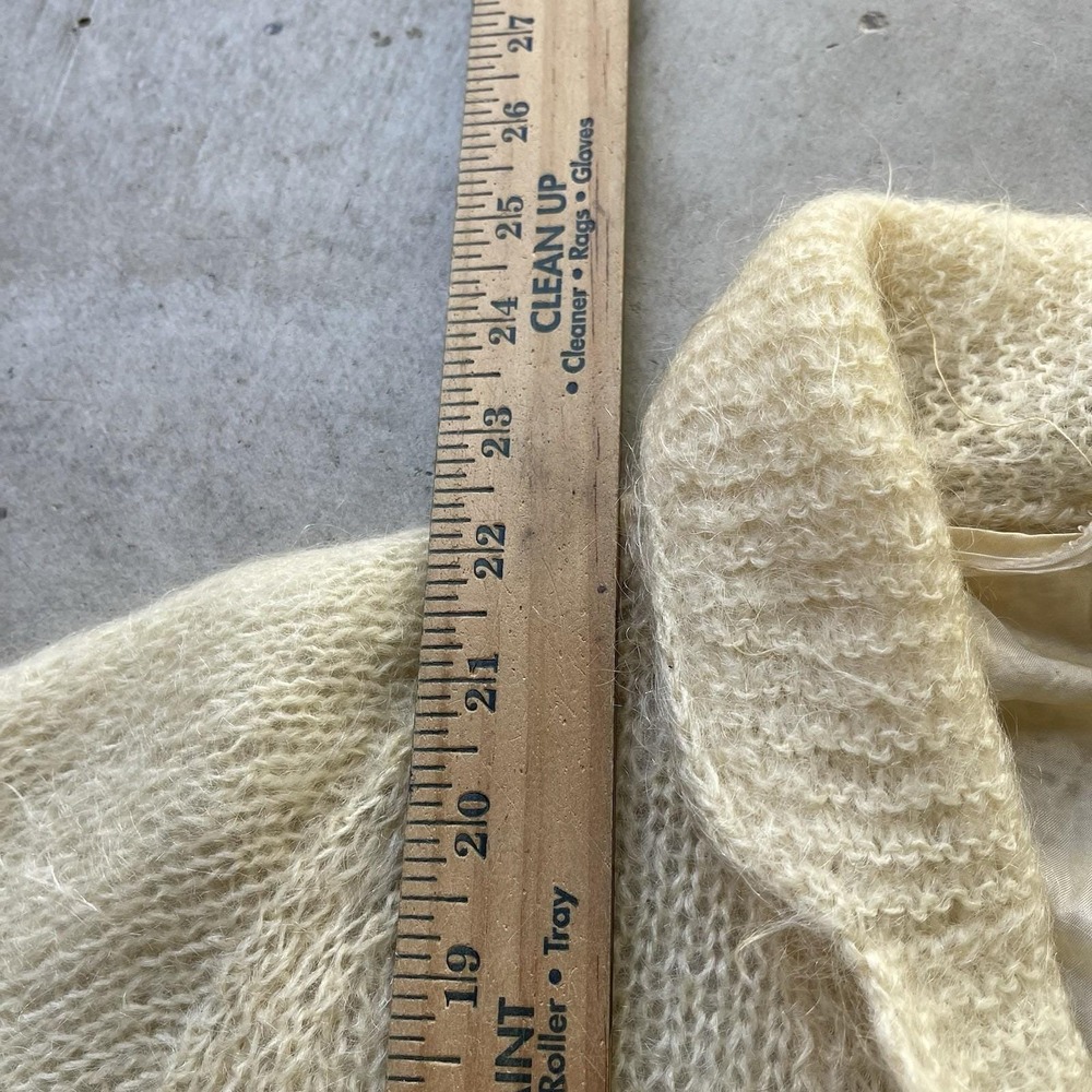 Vintage 60s Mohair Wool Cardigan Shawl Collar Lined Cream Fuzzy Sweater Coat - Picture 5 of 11